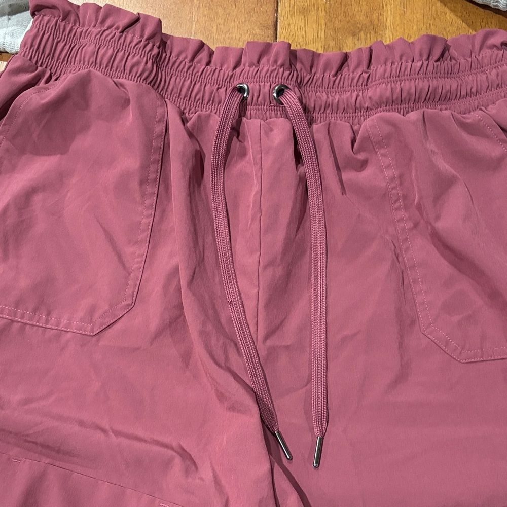 Stylish Mauve Drawstring shorts